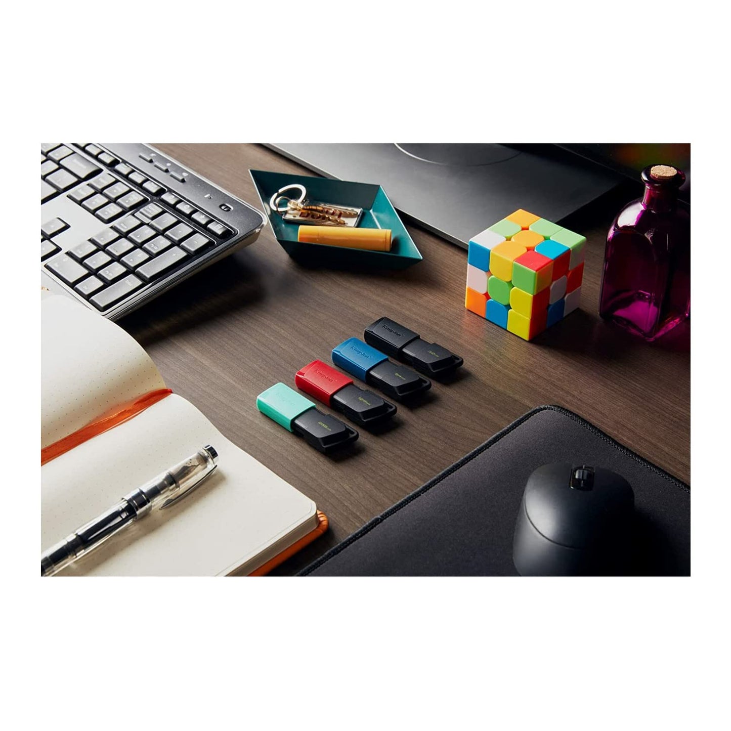 Kingston DataTraveler Exodia M USB 3.2 Gen 1 DTXM/64GB – med rörligt lock (svart + blå)