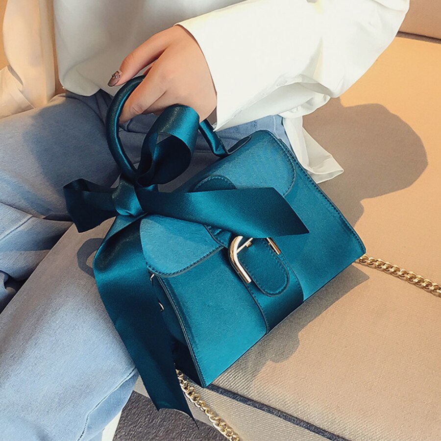 Bow crossbody bag