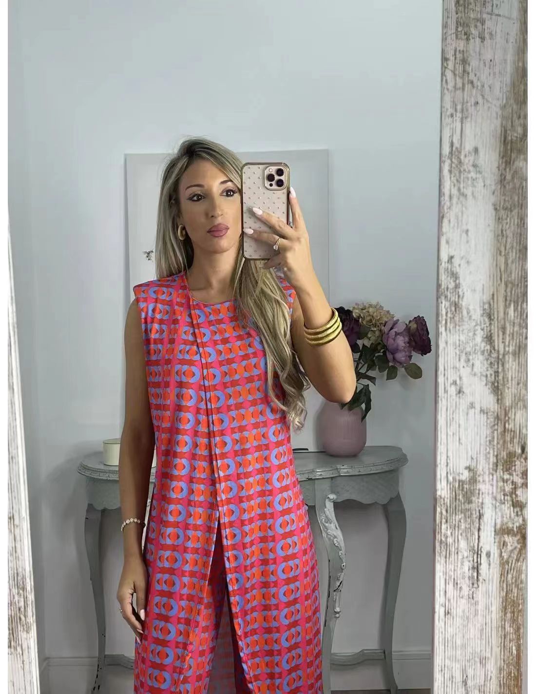 Women's Summer New Casual Sleeveless Loose Round Neck Trousers Two-piece Set