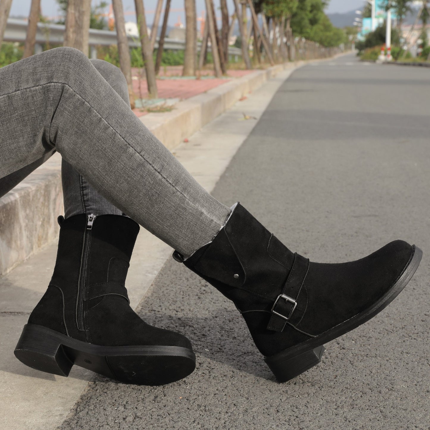 European And American Belt Buckle Flat-Bottomed Comfortable Warm Thin Boots