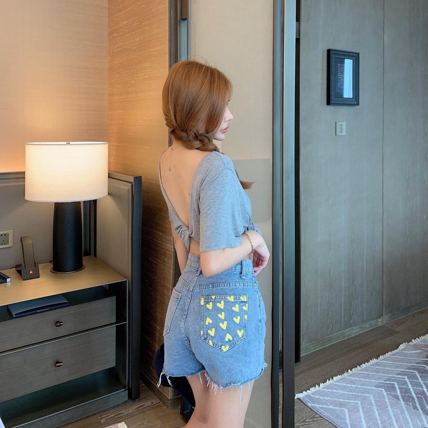 High-waisted Denim Shorts With Irregular Raw Edges