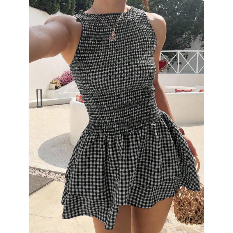 Womens Sleeveless Fitted Belted Dress With A French-Style Plaid Pattern