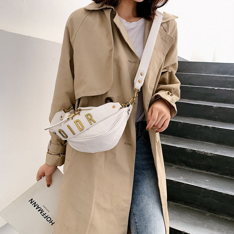 Trendy Korean Texture Messenger Bag Chain