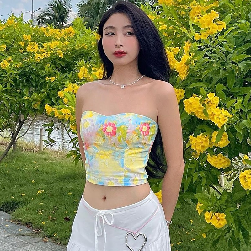 Women's Fashionable And Figure-hugging Tube Top