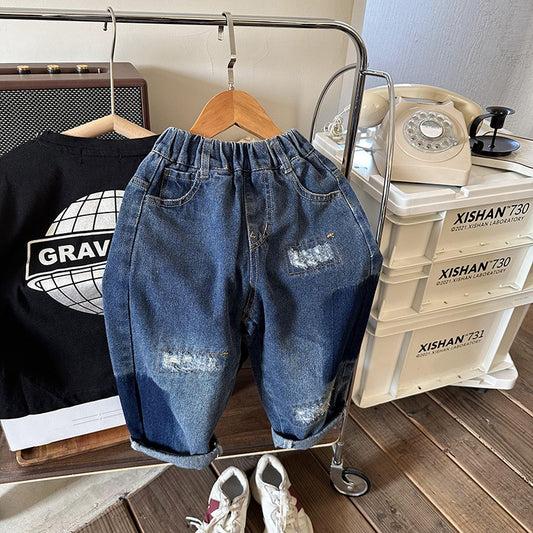 Fashionable Boys' Spring And Autumn Torn Jeans