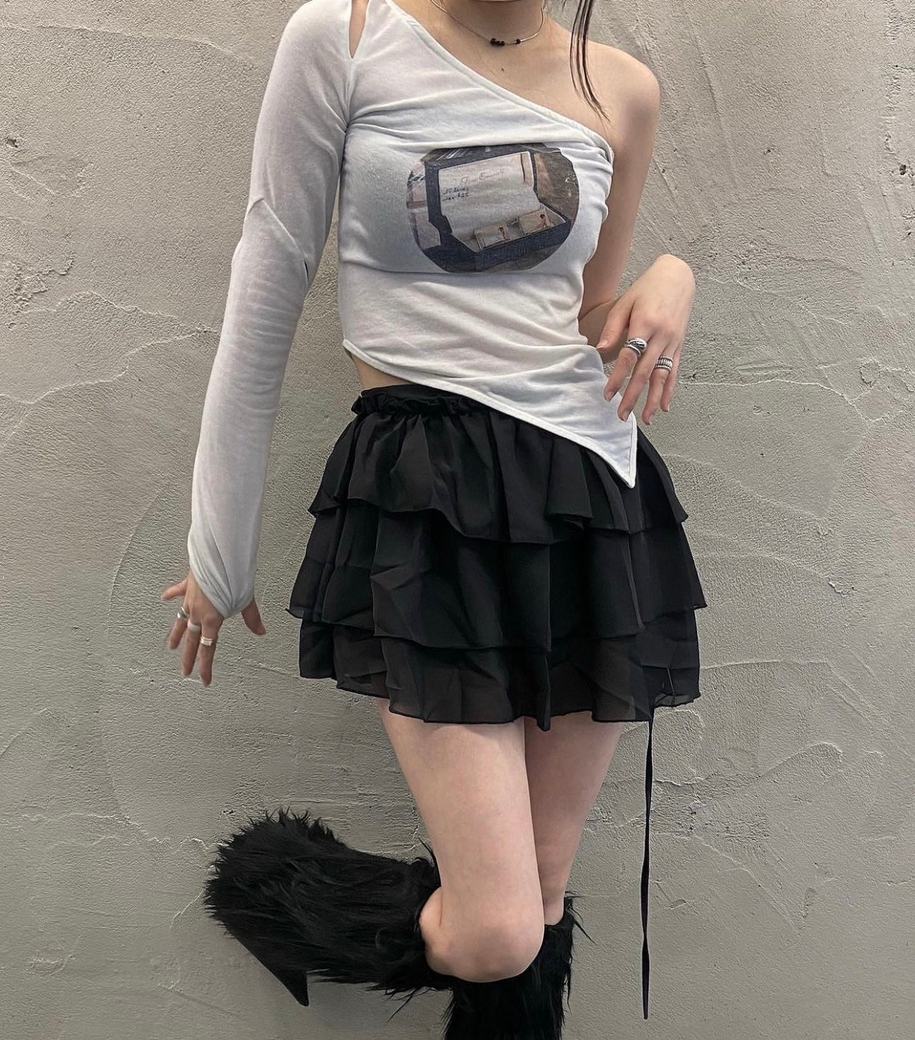 Asymmetric Sleeves Slim Cutout T-Shirt Top