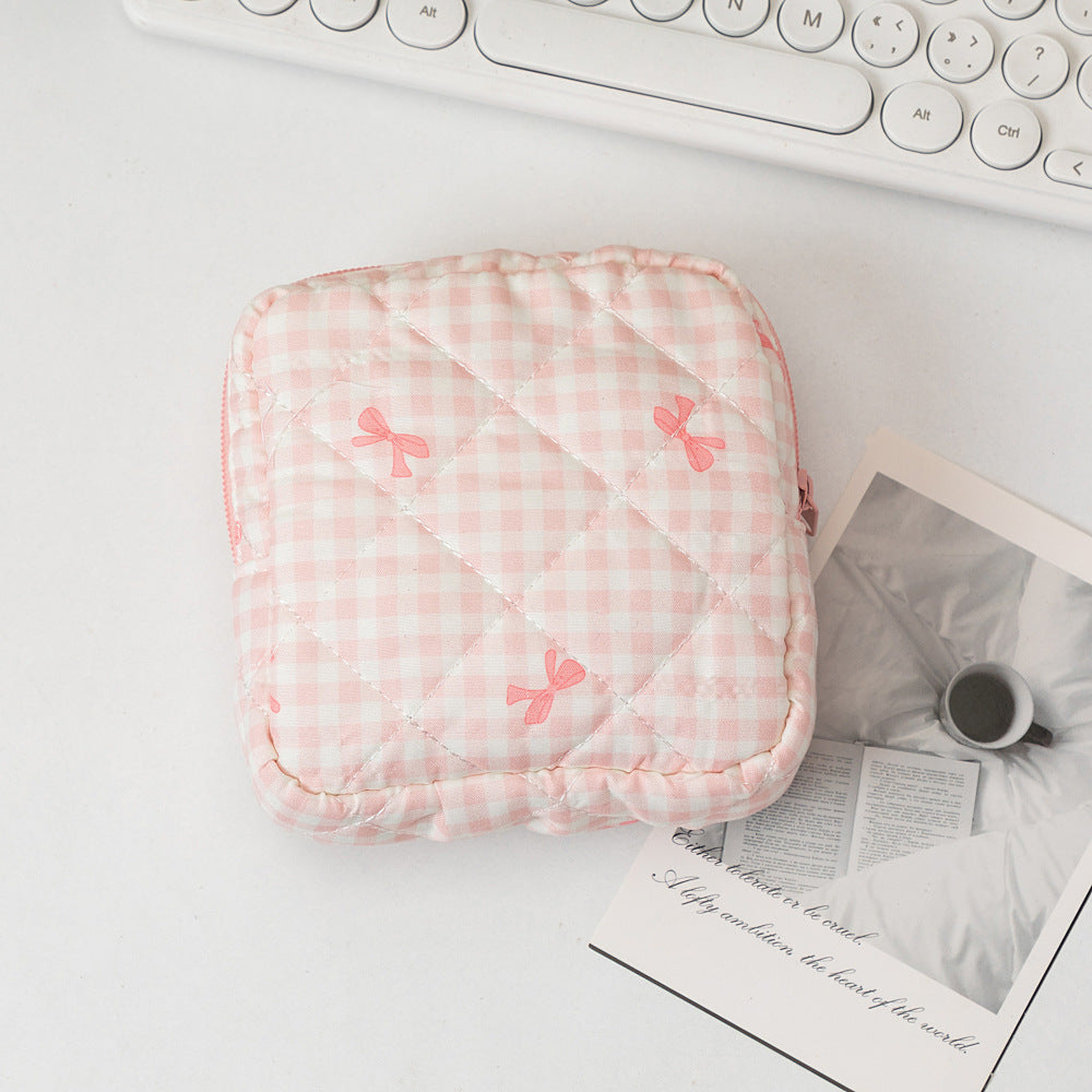 Love Toiletry Traveling Cosmetic Bag