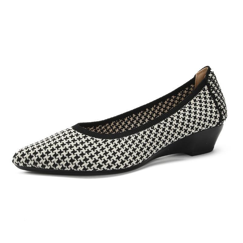 Soft Bottom Woven Pointed Toe Wedge Flyknit Pumps Breathable Flat Women's Shoes