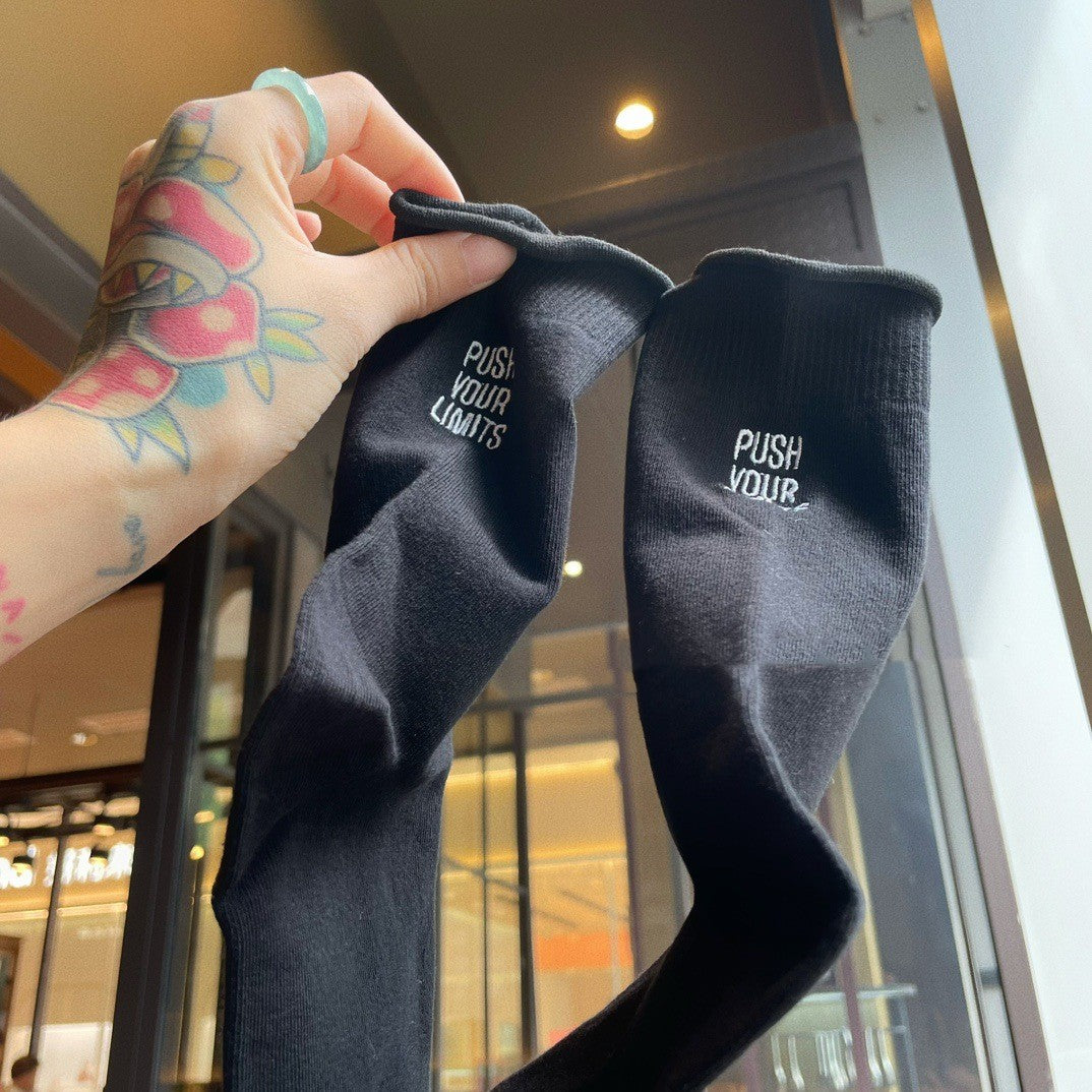 Women's Heel Letter Embroidery Curling Tube Socks