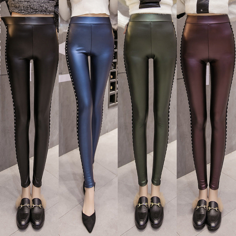 Leggings med nitter på fødderne