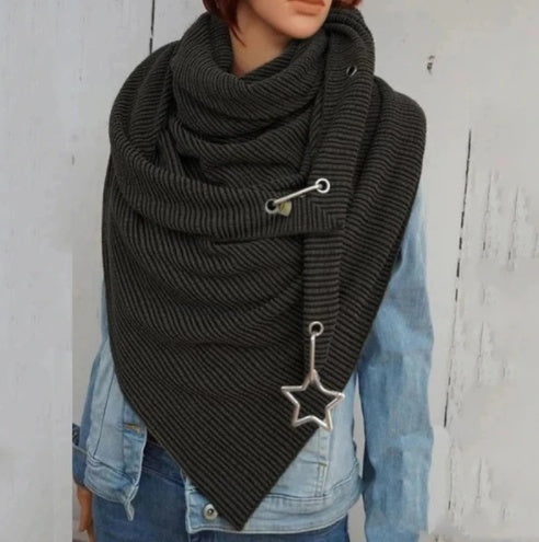 Cashew Flower Pattern Triangle Neck Scarf