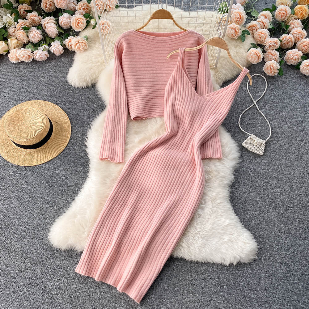 Retro Top With Straps V-neck And An Elegant Bodycon Dress