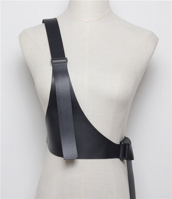 Harnais asymétrique en imitation cuir