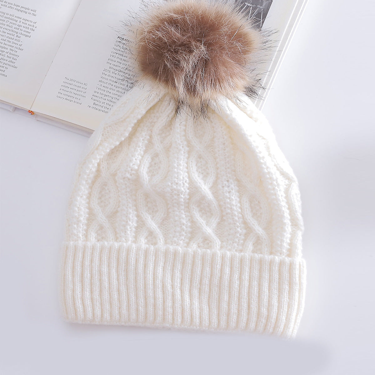 Warm Leisure Flanging Pompons Knitted Hat