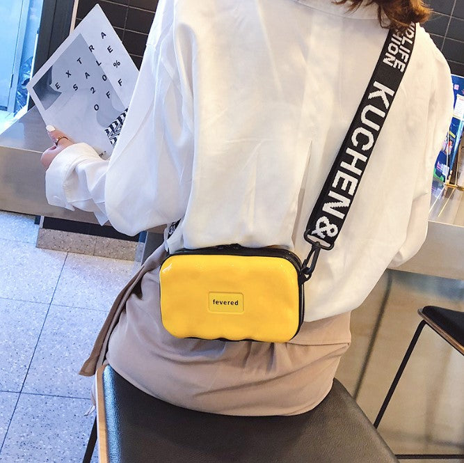 Small box bag with wide shoulder straps