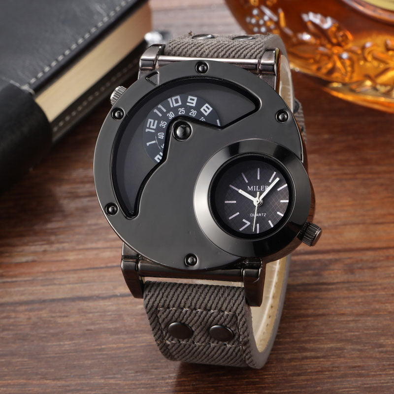 Dual movement quartz watch