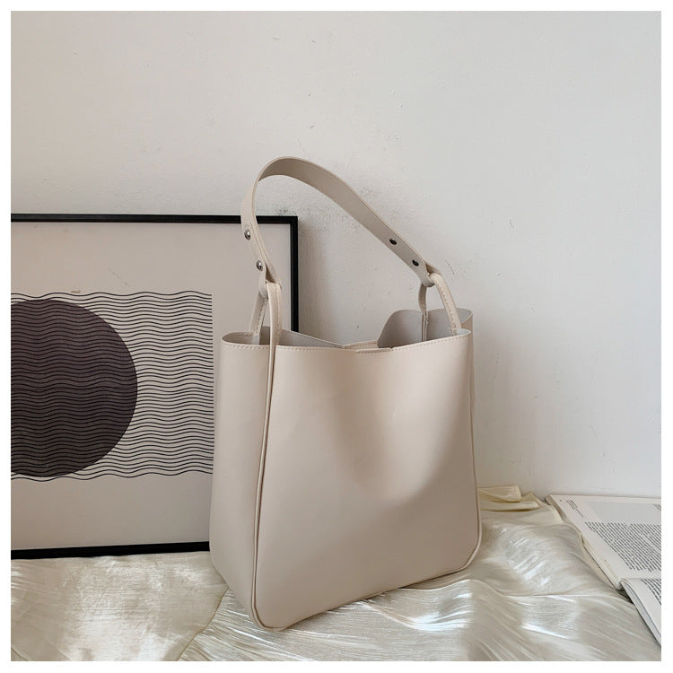 Women's Fashion Vintage Solid Colour Large Capacity Shoulder Bag
