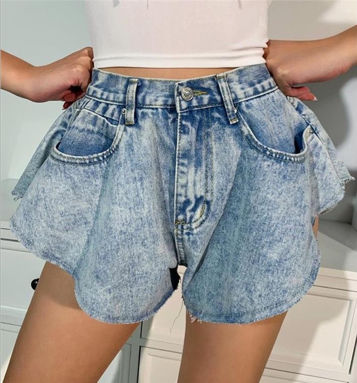 Washed Raw-edge Denim Shorts Versatile And High-waisted