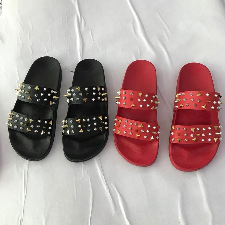 Summer European And American New Open-toe Rivet Thick Bottom Cool Drag