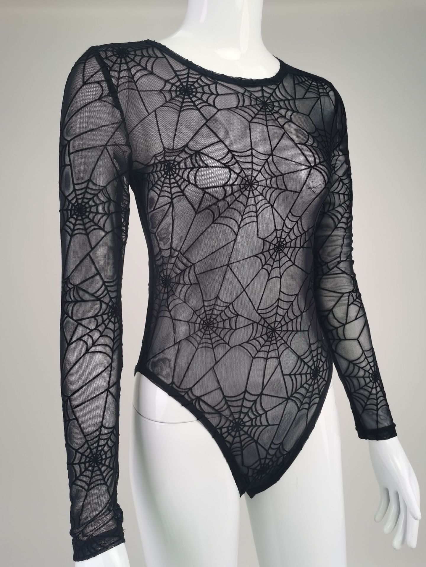 Ladies Chain Link Cutout Slim Fit Lace Long T-Shirt