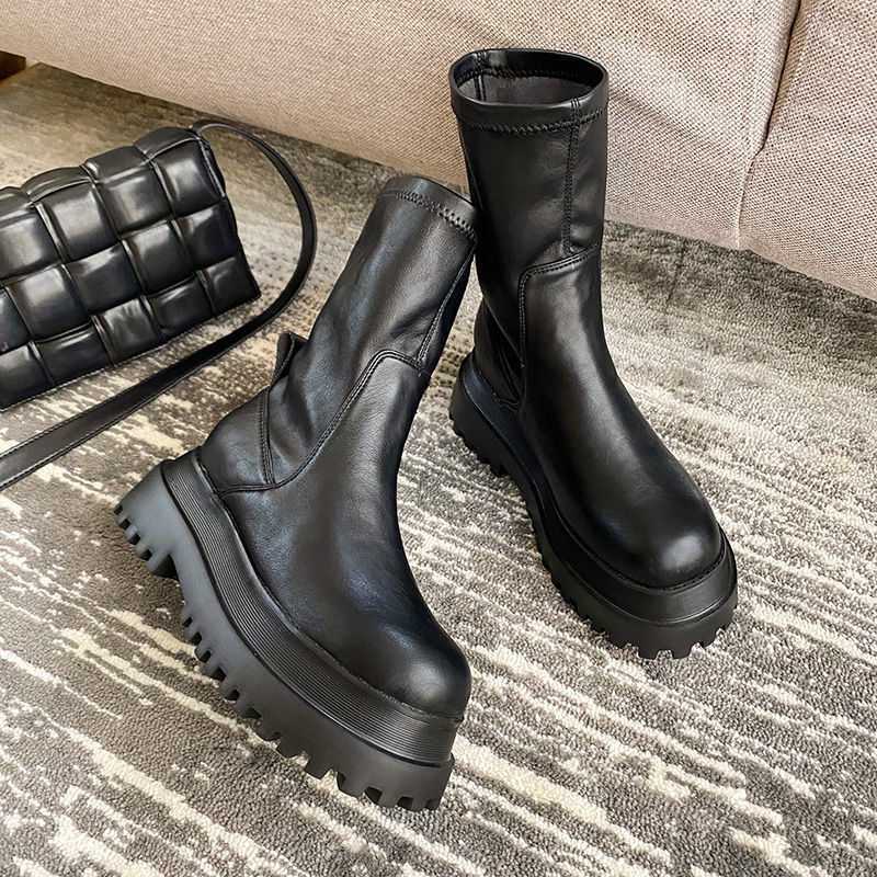 Mid Tube Thick Sole Heightening Ins British Short Boots