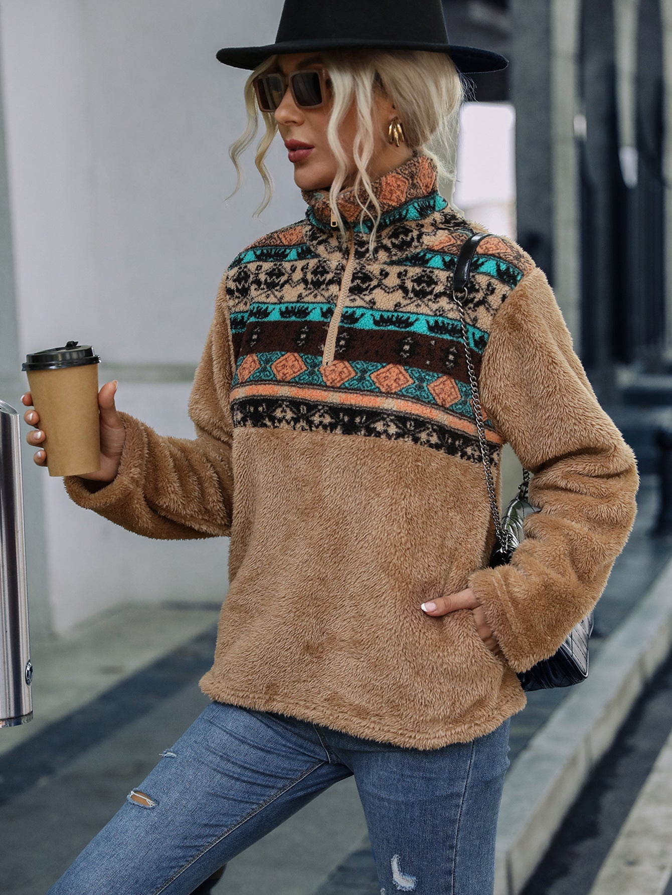 Ladies Loose Pullover Geometric Print Round Neck Plush Sweatshirt