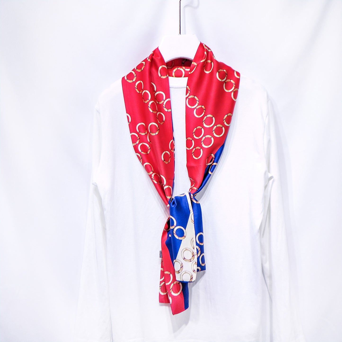 Scarf in spring, summer and autumn