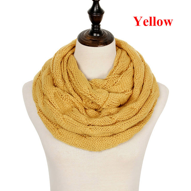 Women's knit collar
