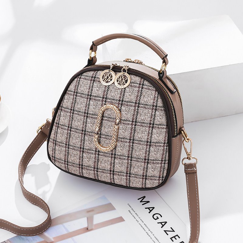 Fashion wild women's shoulder bag