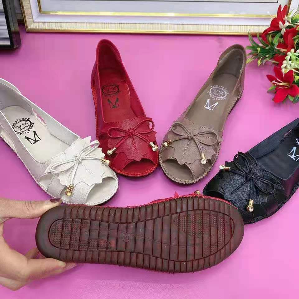 Middle-aged And Elderly Hollow Hole Shoes