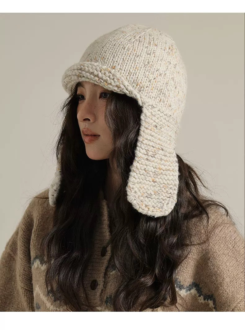 Retro Face-looking Small Mixed Color Woven Knitted Earmuffs Hat