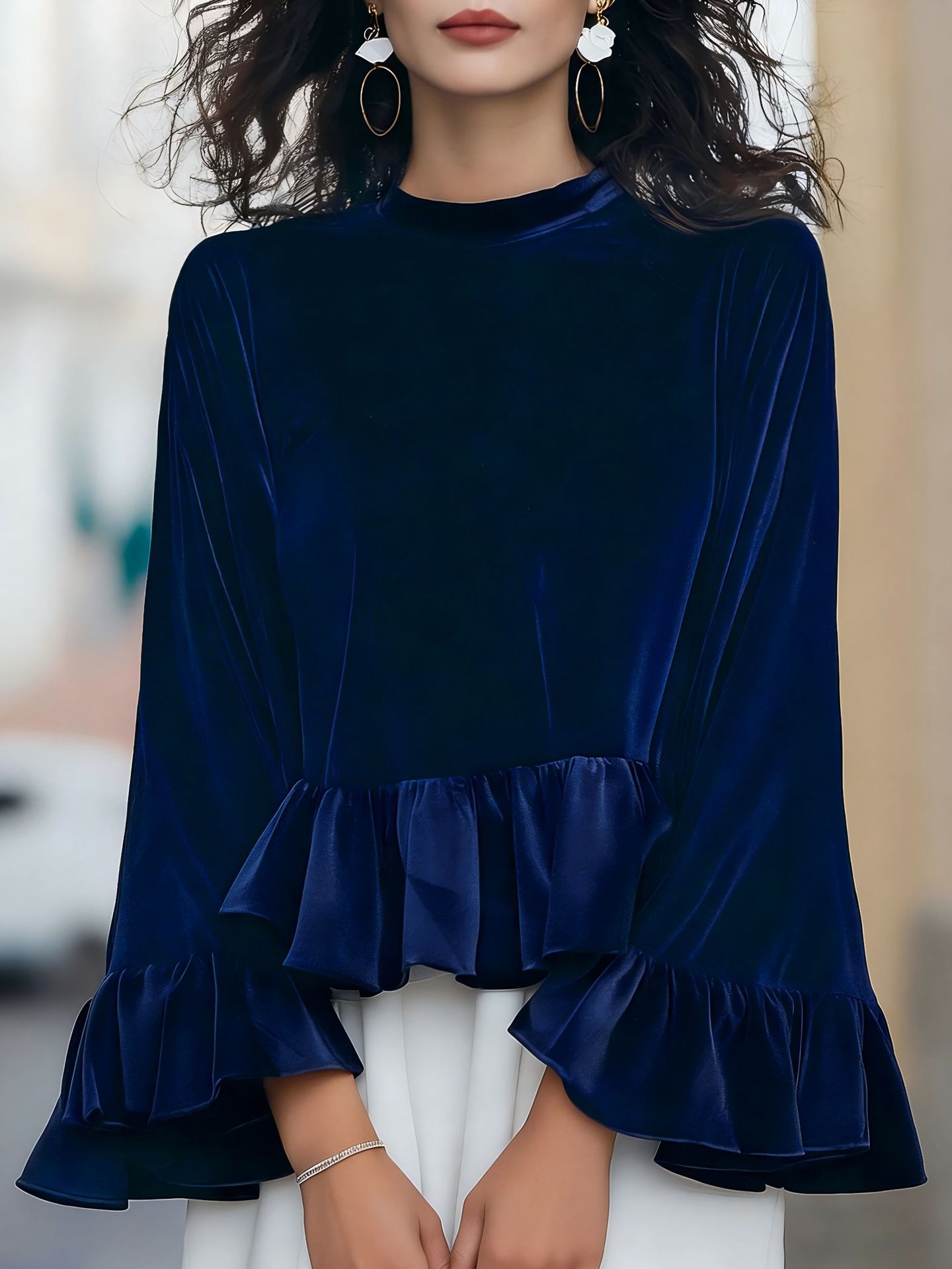 Womens Solid-Color Long-Sleeve Crew-Neck Ruffle-Trim Sweatshirt Top