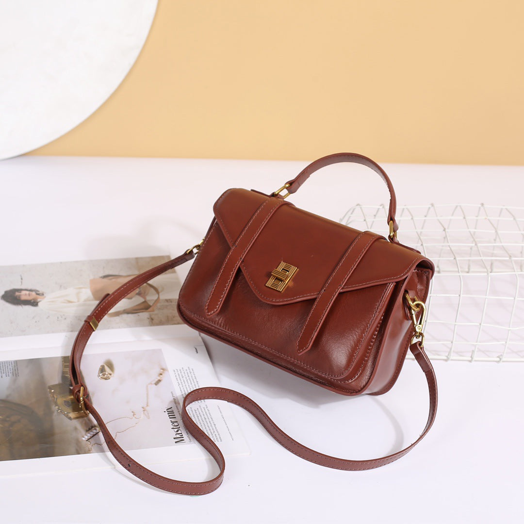 Full-grain Vegetable-tanned Cowhide Tote Bag With Large Capacity