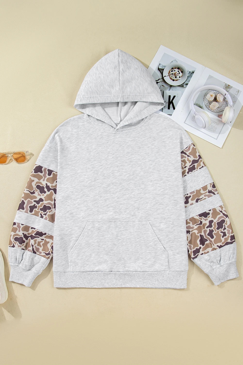Light Gray Camouflage Stitching Asymmetric Sleeves Plus Size Hoodie