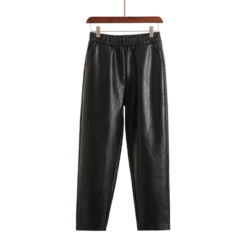 Loose small feet carrot pants