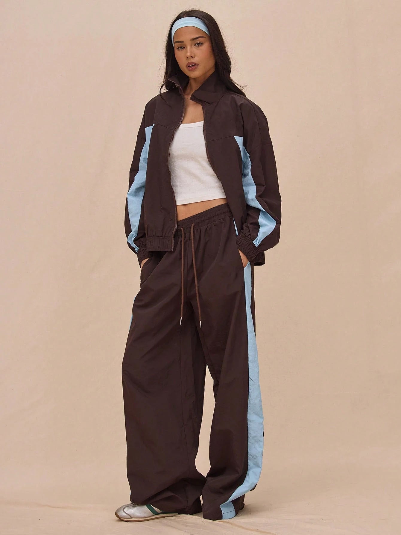 Stylish Womens Striped Zip-Up Jacket And Lace-Up Pants Set