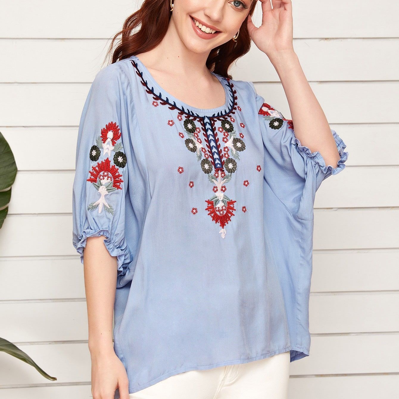 European And American Embroidery Loose Top Women's Clothing
