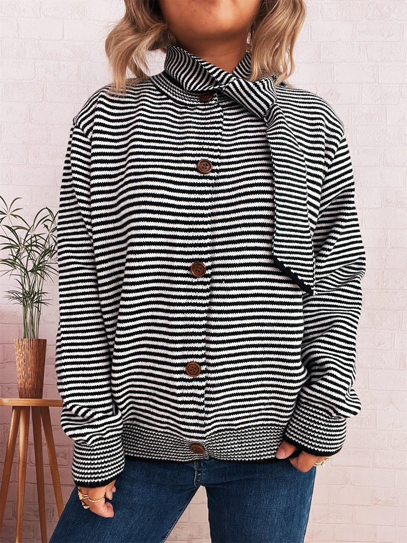 Elegant Retro Pinstripe Single-breasted Scarf Knitted Cardigan Sweater