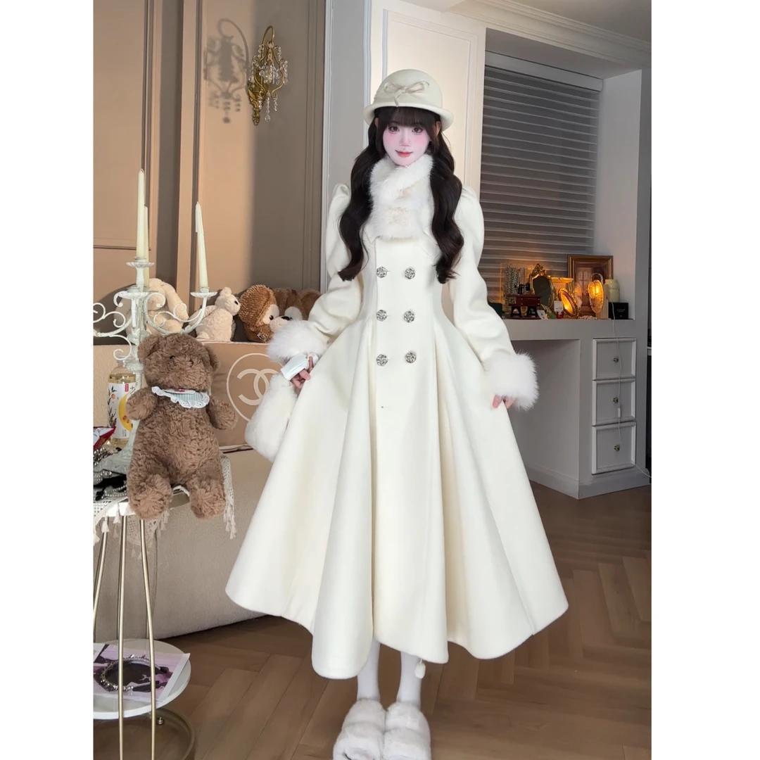 Elegant Cinched And Insulated Womens Coat