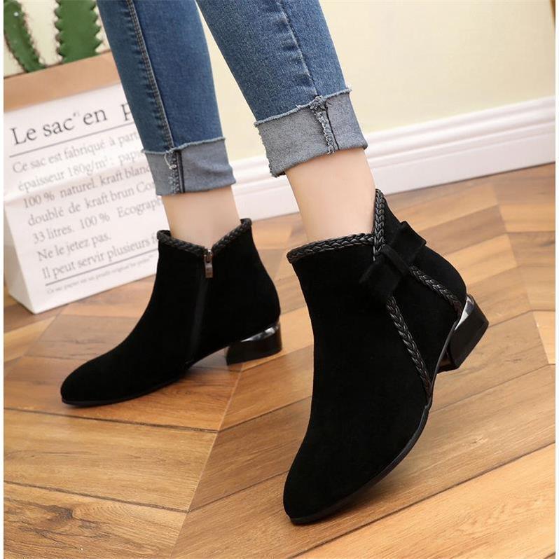 Women's Thick Mid-heel Short Boots Pointed Martin Boots