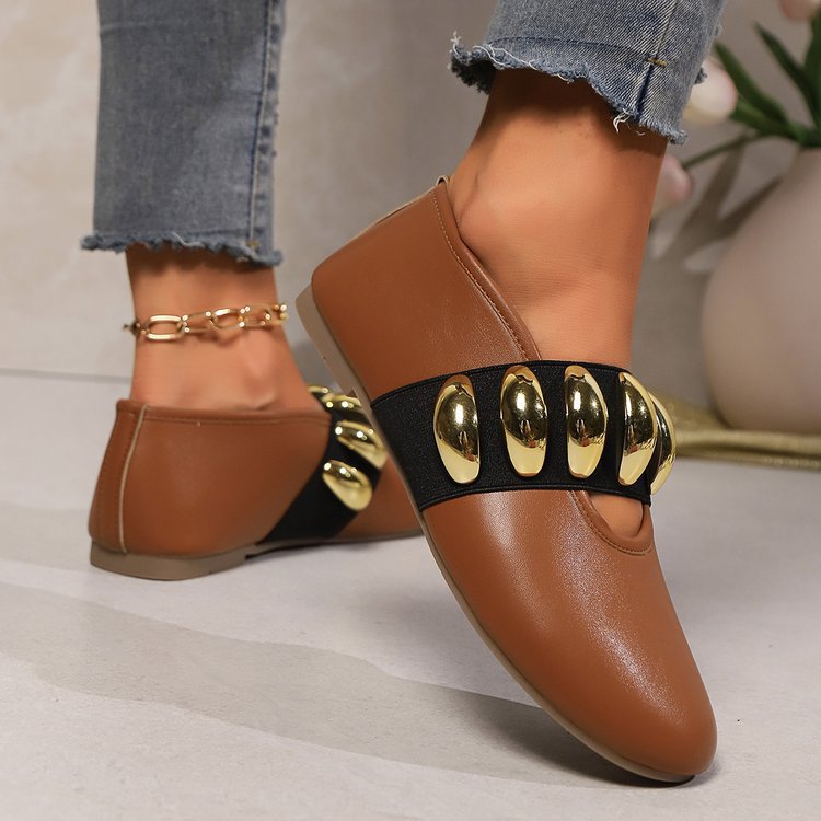 Personlige flade sko med metalspænde design moderigtige slip-on loafers med rund snude til kvinder