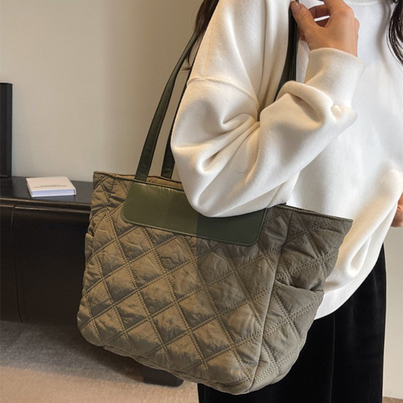 Rhombus Sewing Shoulder Bag Autumn And Winter Winter Luxury Women's Bag High Capacity Casual Commuting Personalized Handbags