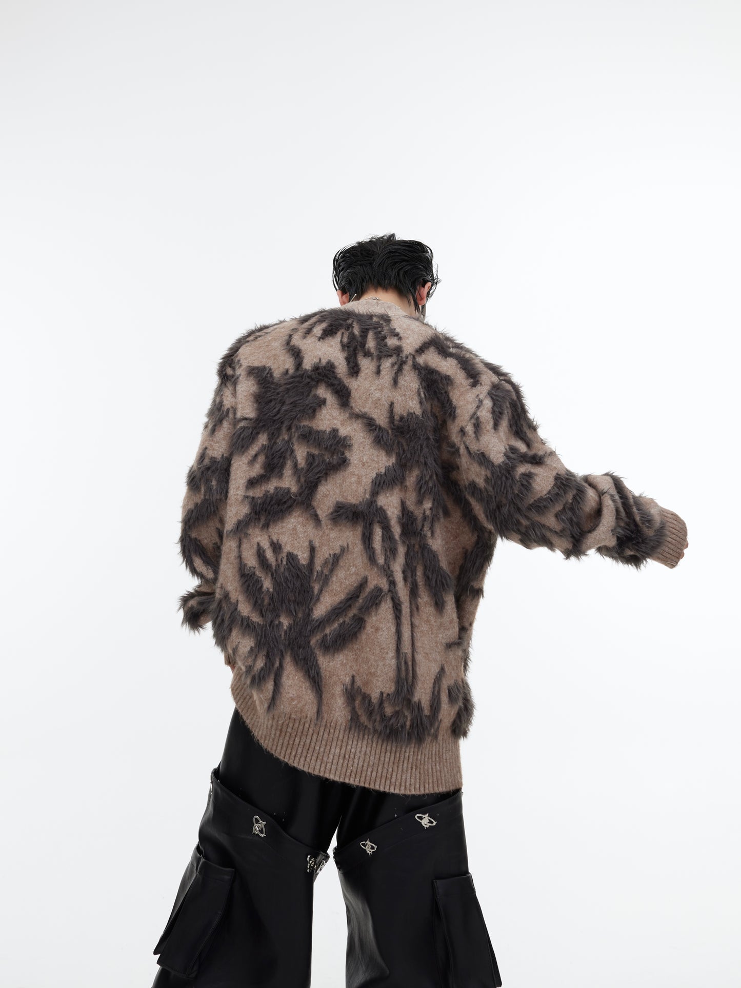 Men's Retro Niche V-neck Knitted Sweater Jacket