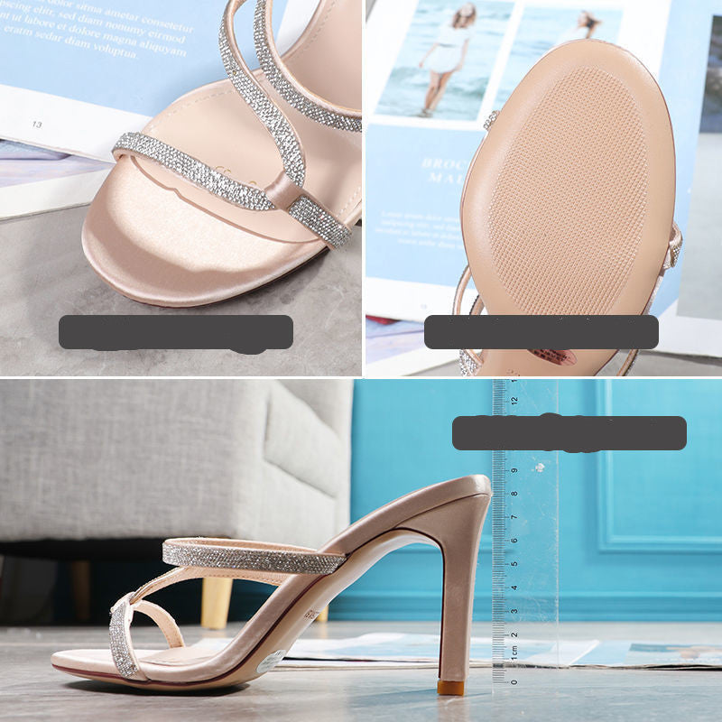 Fashion Bright Surface With External Slippers