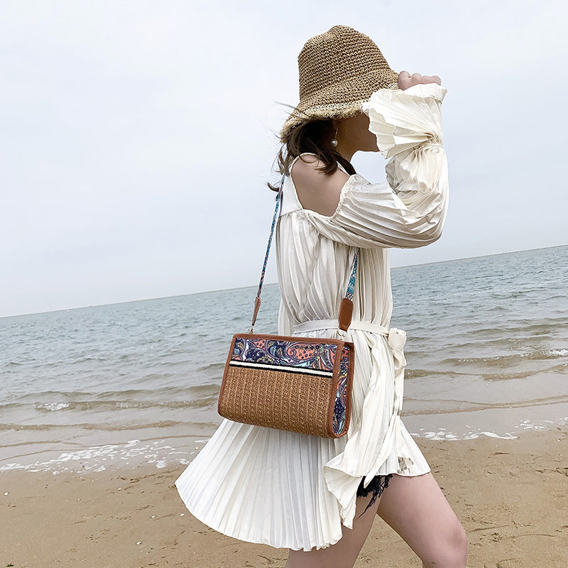 Colorful shoulder bag individual straw bag