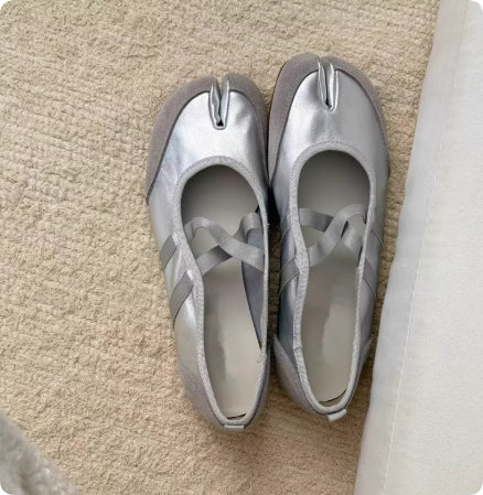Split-toe Pig Hoof Shoes Mary Jane Ballet Style