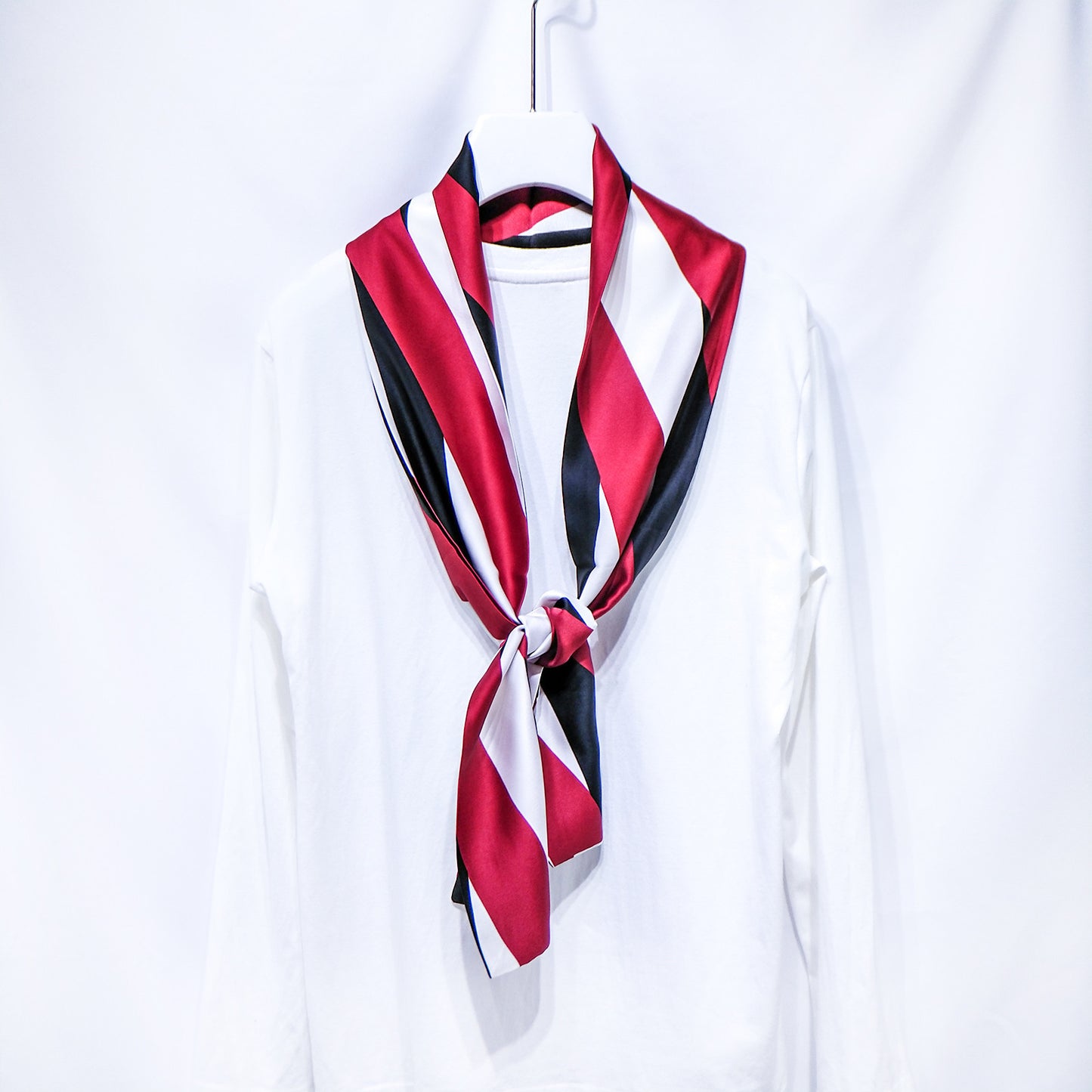 Scarf in spring, summer and autumn