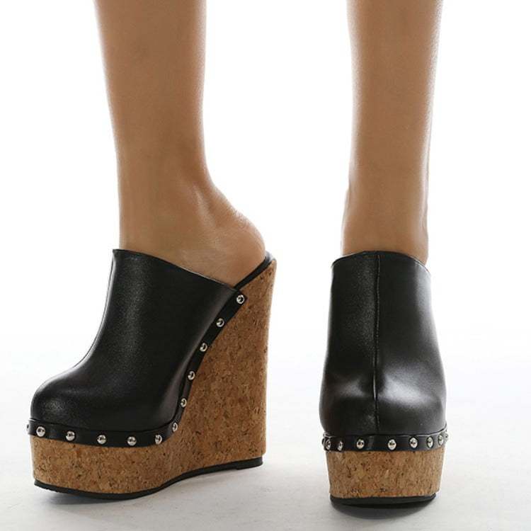 Studded Wedge Sandals With Comfortable Feet