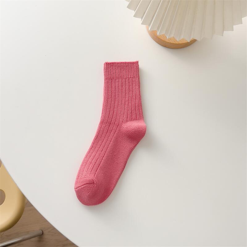 Trendy Solid Color Pile Style Cute Mid-calf Length Socks