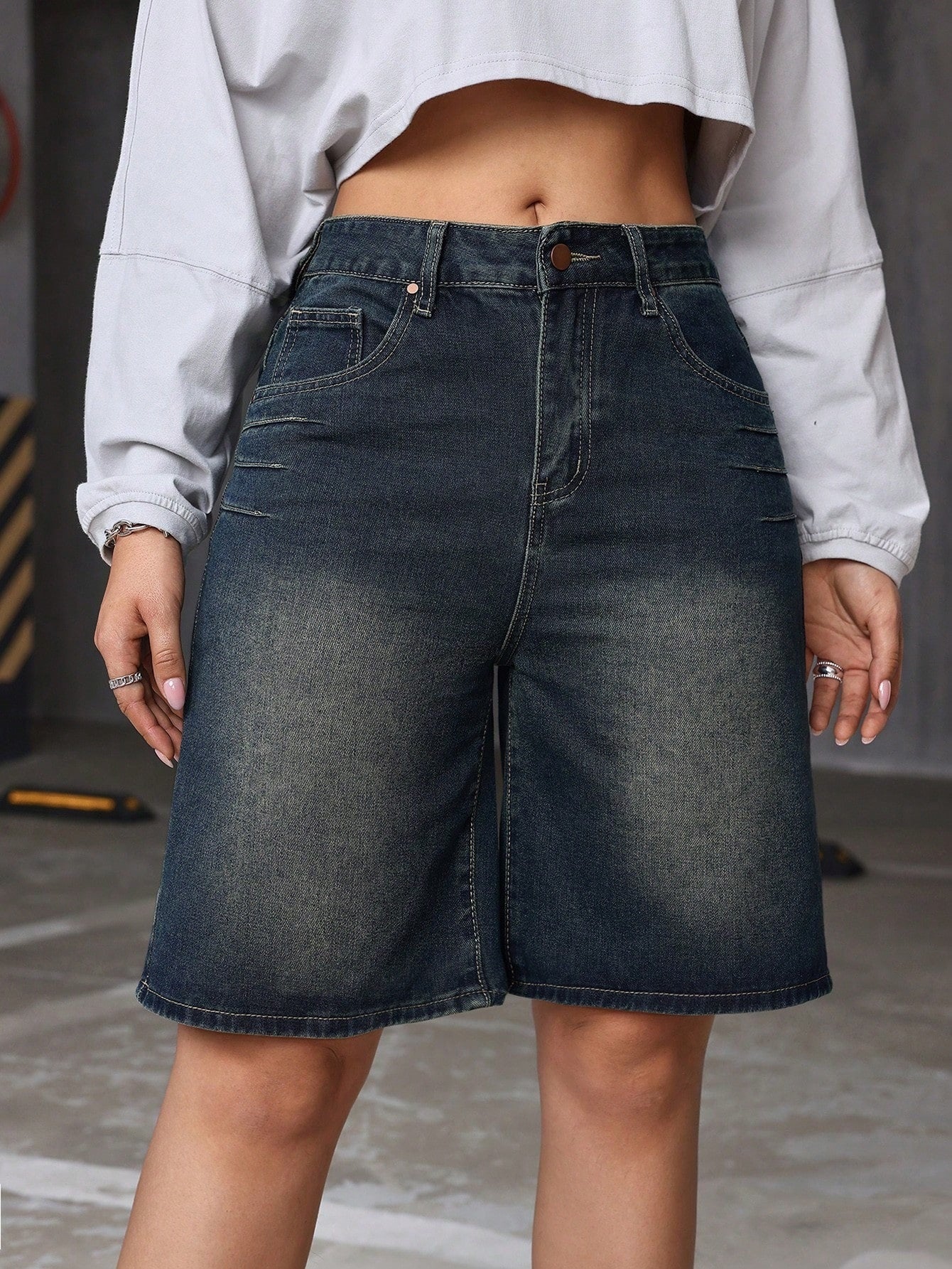 Womens Fashionable Vintage Washed Denim Shorts